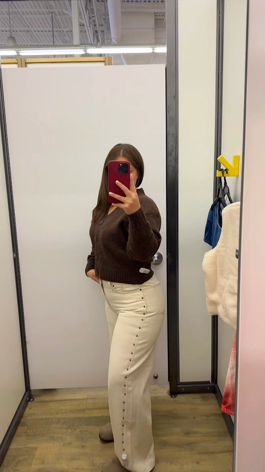 Obsessed wity this studded jeans I may go back to get them🍂



#LTKFindsUnder50 #LTKMidsize #LTKSeasonal