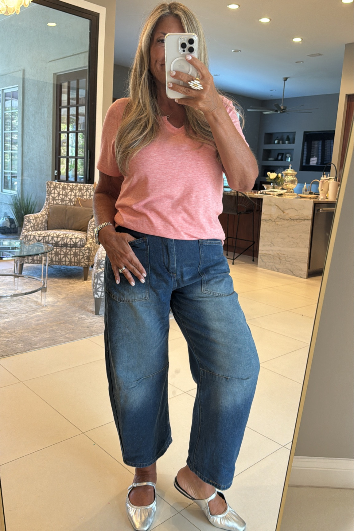 Love these barrel jeans from Amazon  

#LTKFindsUnder50 #LTKShoeCrush #LTKStyleTip