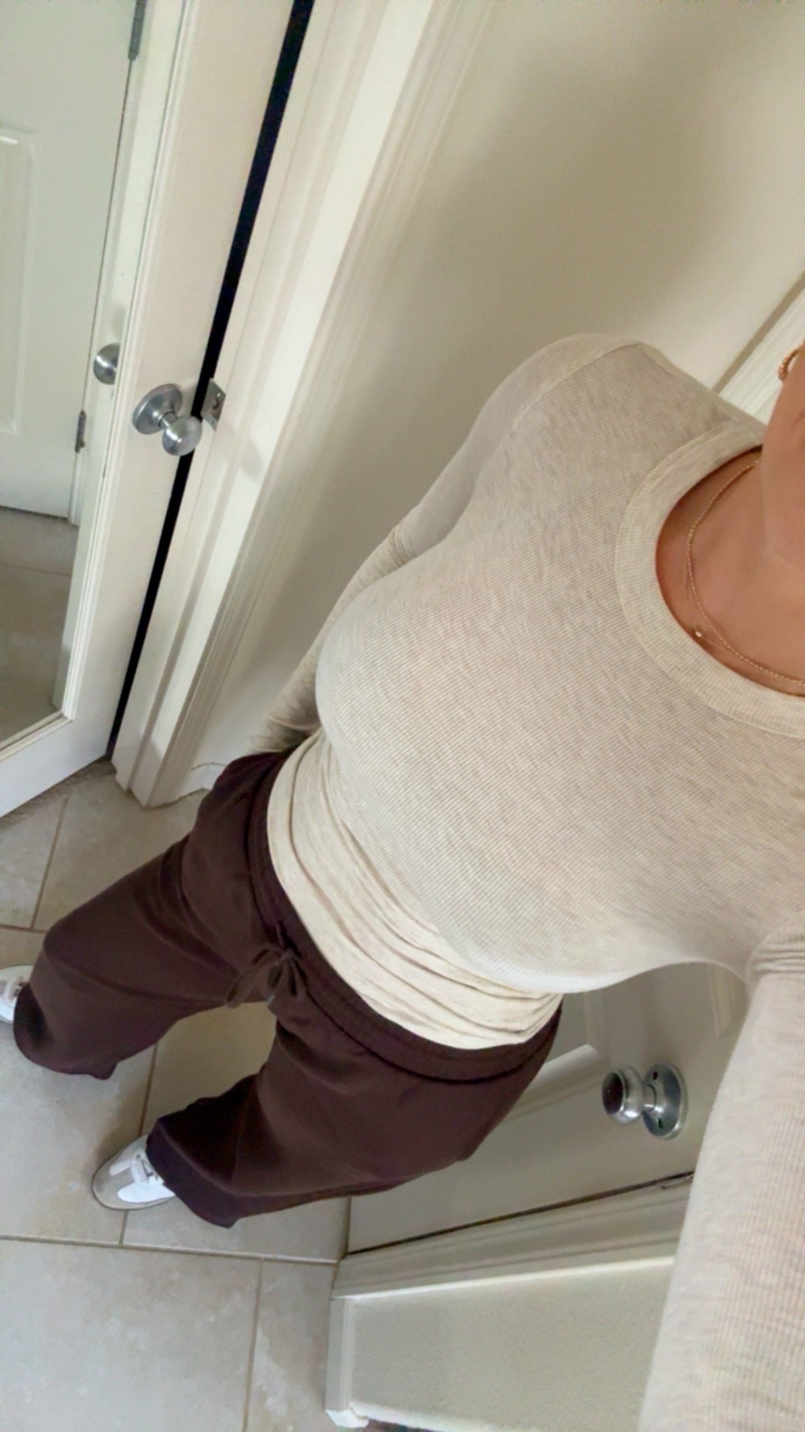 Fall transition outfit, fall outfit, sweats outfit, 