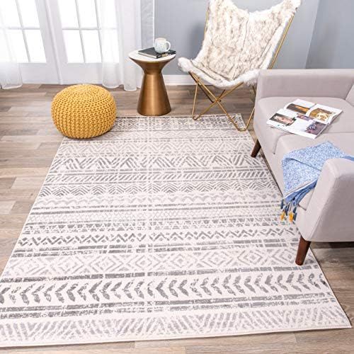 Rugshop Geometric Bohemian Design Area Rug 5' x 7' Gray | Amazon (US)