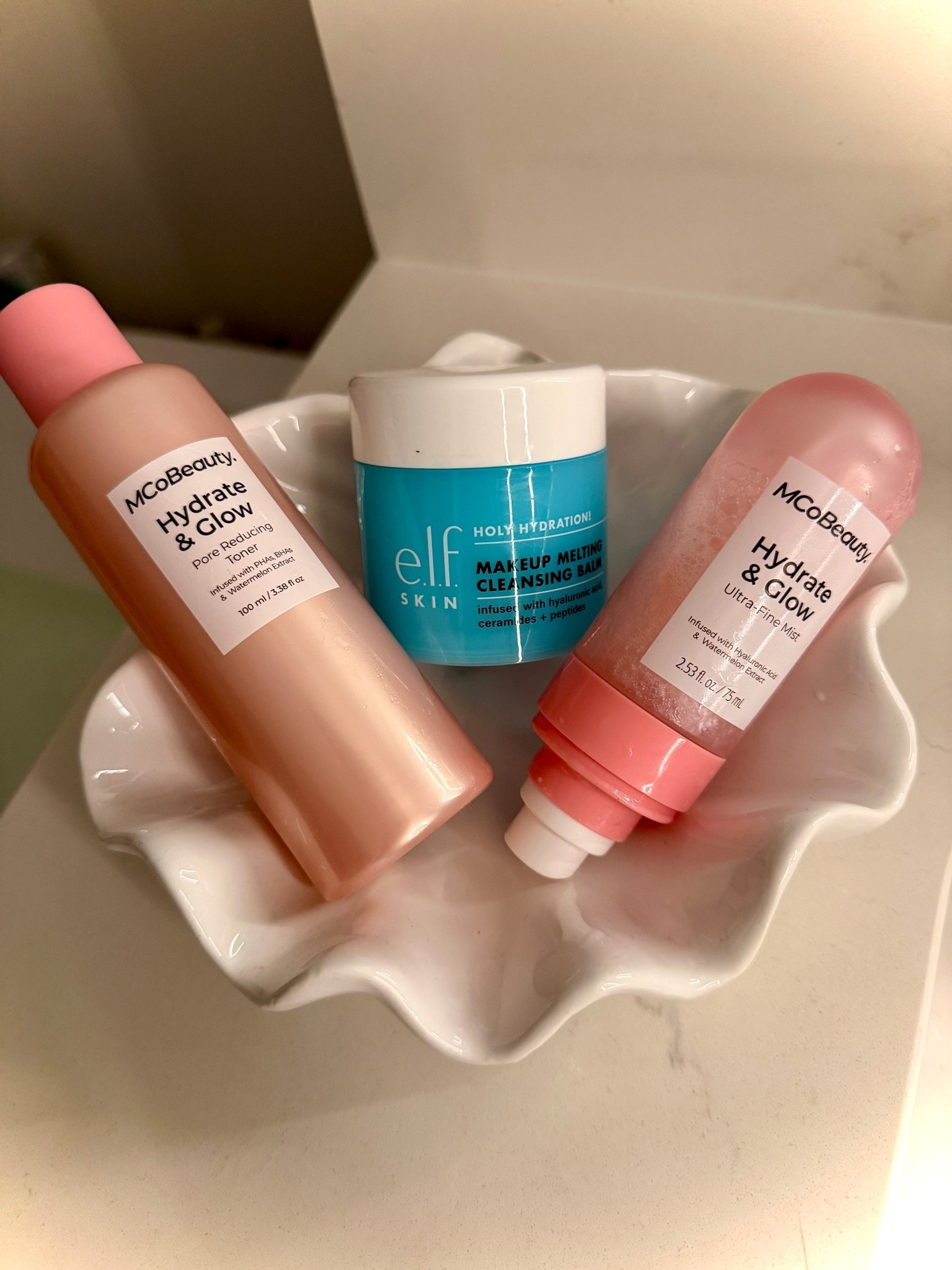 @target #ad #sponsored obsessed with these skincare ideas for a glowy hydrated face and skin routine from Target! #target #skincare #glowy #glassskin glass skin

#LTKBeauty #LTKselfcare