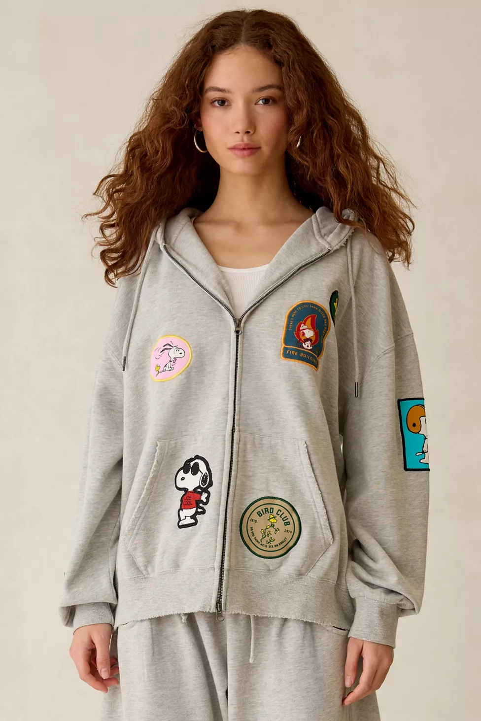 Peanuts UO Exclusive Dusty Patch Graphic Oversized Zip-Up Hoodie Sweatshirt | Urban Outfitters (US and RoW)