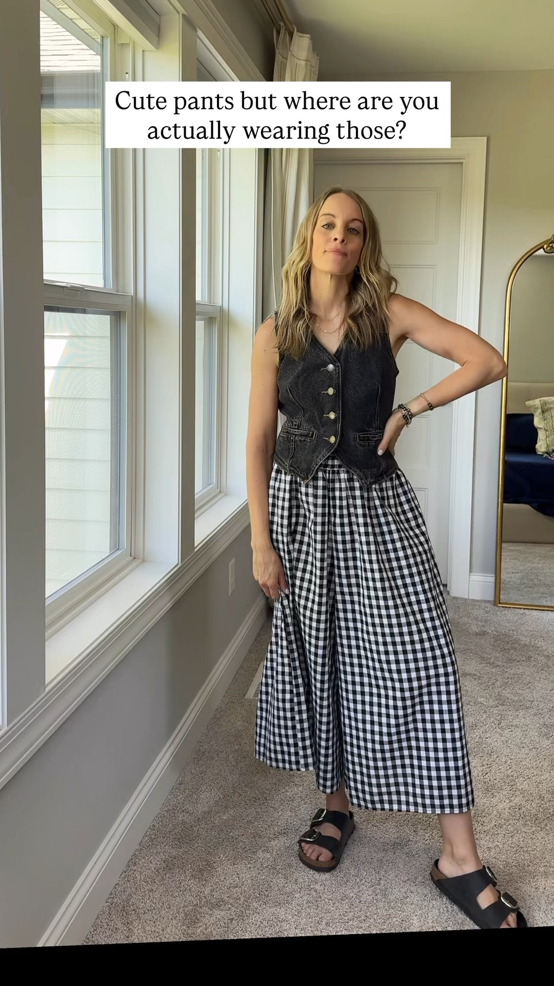 The best comfy pants for summer! I’m wearing an xs