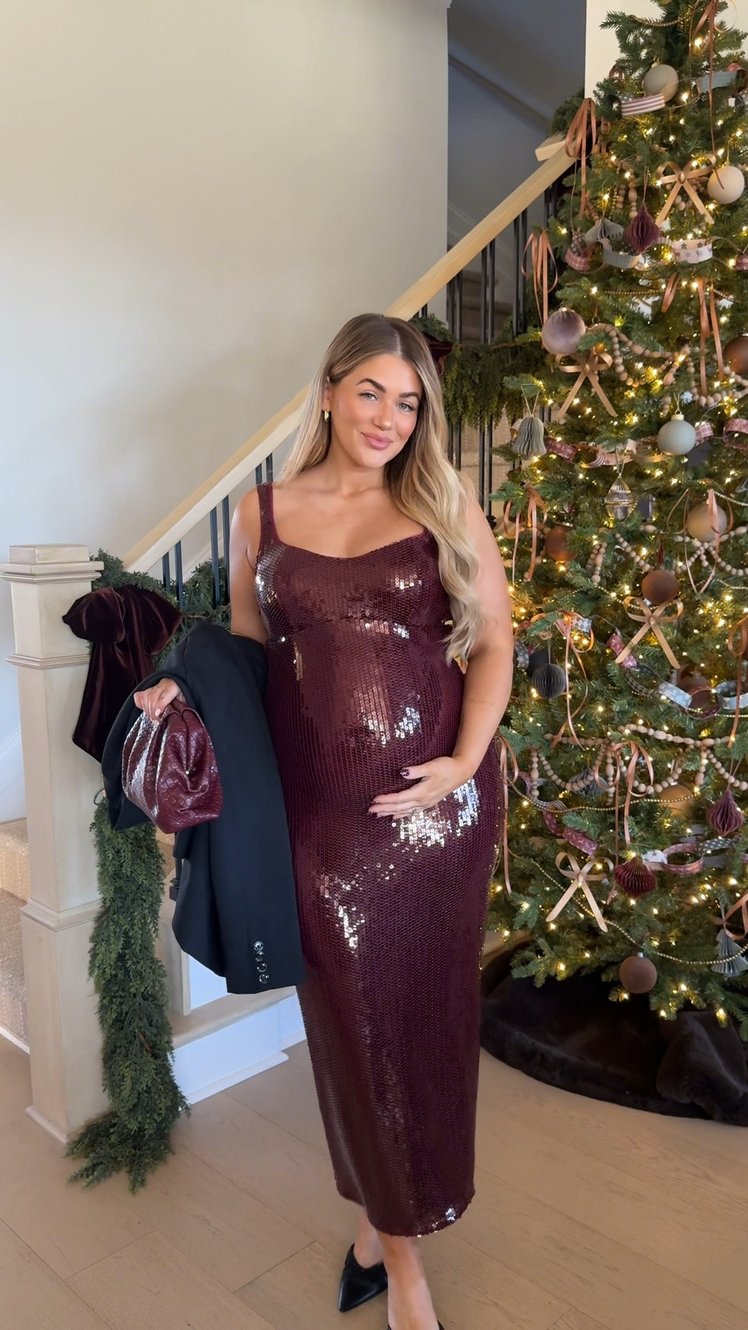 #Abercrombiepartner 25-50% off everything @abercrombie + a stackable 15% off with my code: AFKELSEYB. TIS THE SEASON BABY!!!!!! 🎅🏼🎄✨ sizing deets below!! 

I’m wearing a size large in everything except I did an XL in the blazer, sequin black skirt, lace hem midi skirt, gray sweater, Blue sweat set! Sorry I’m like 50/50 right now with size large & XL :) 

Offer valid in stores and online from 11/24/2025-12/1/2025 in US/CA. Excludes clearance and gift cards. Online price reflects discount. *Use code AFKELSEYB to get an additional 15% off everything in stores and online at checkout from 11/24/2025-12/1/2025 in US/CA. Excludes clearance and gift cards. See details online. 