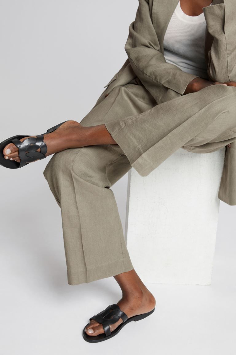 Woven Leather Sandals - Black - Ladies | H&M GB | H&M (UK, MY, IN, SG, PH, TW, HK)