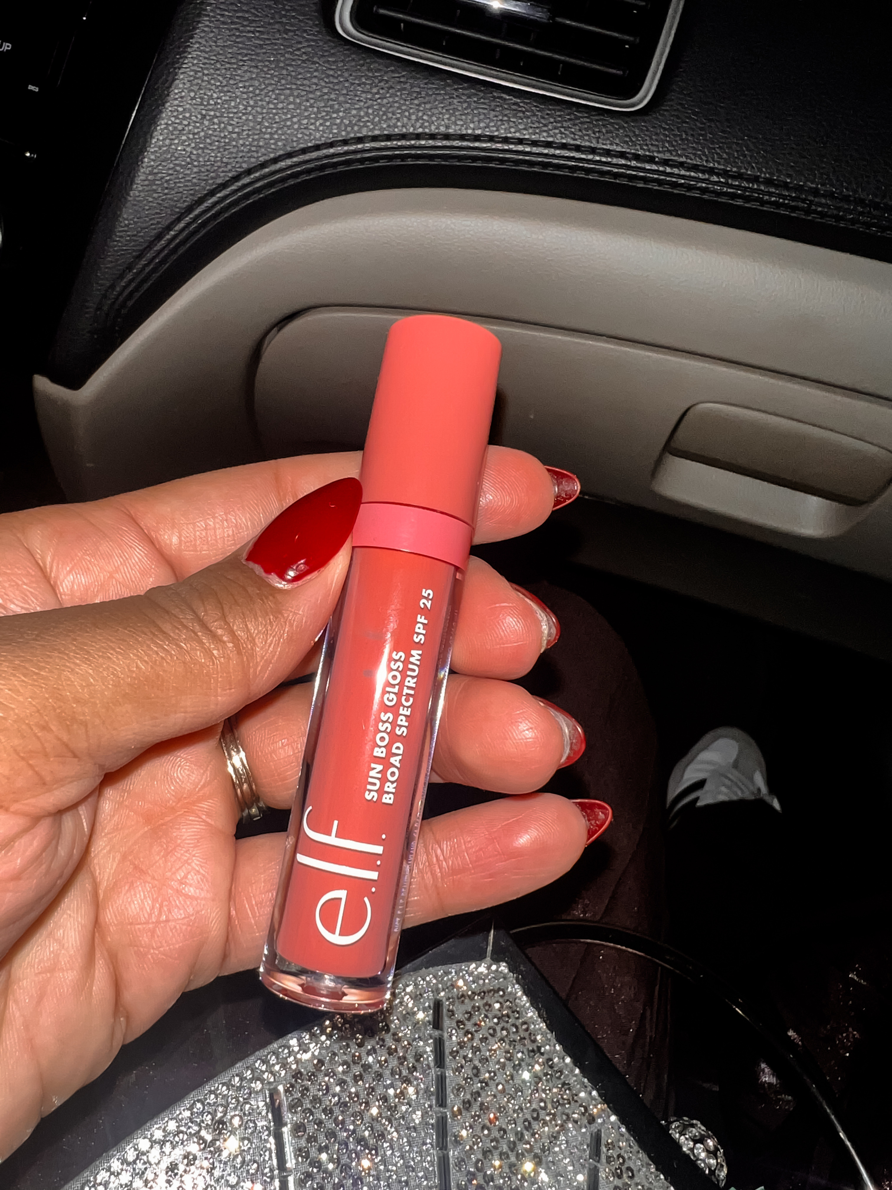 You need it. ELF is showing out with this lippy. 👄