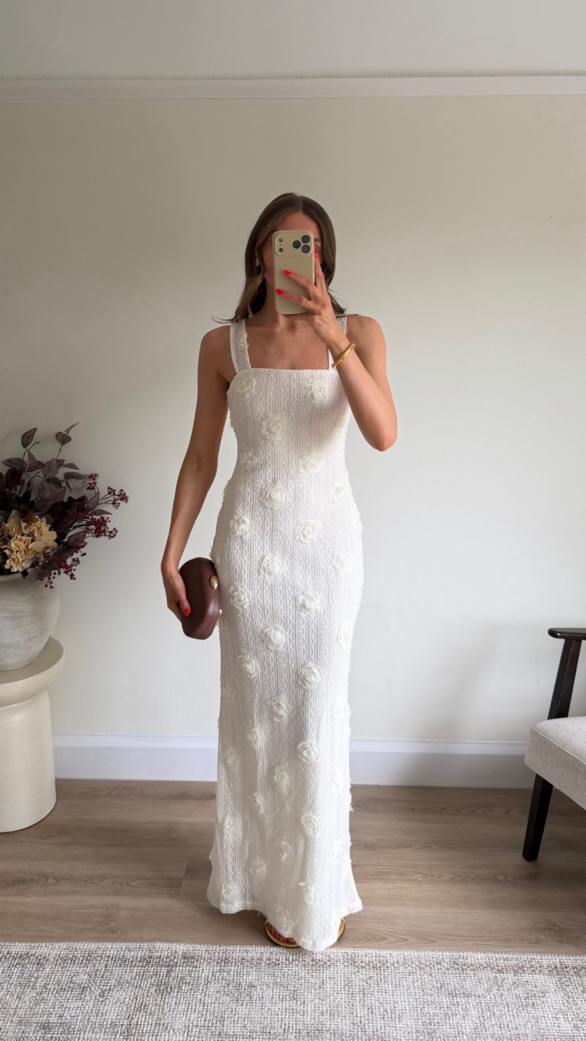 Pretty lavish dress try on - 25% off using the code: HEATWAVE 
Trying. Size 8 in the white nancie floral maxi dress
I’m 5ft 6

#LTKuk #LTKsummer