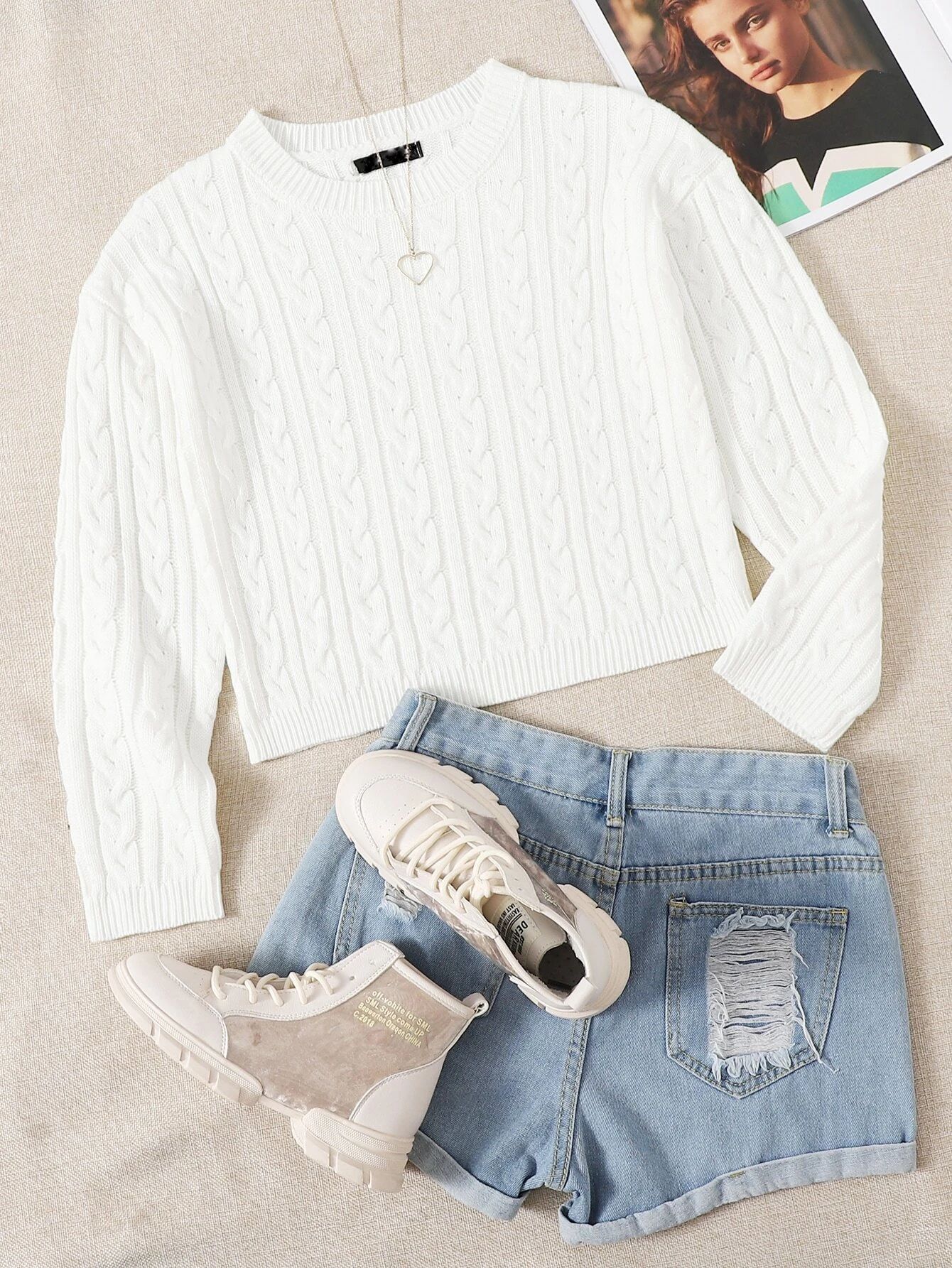 Drop Shoulder Cable Knit Crop Sweater | SHEIN