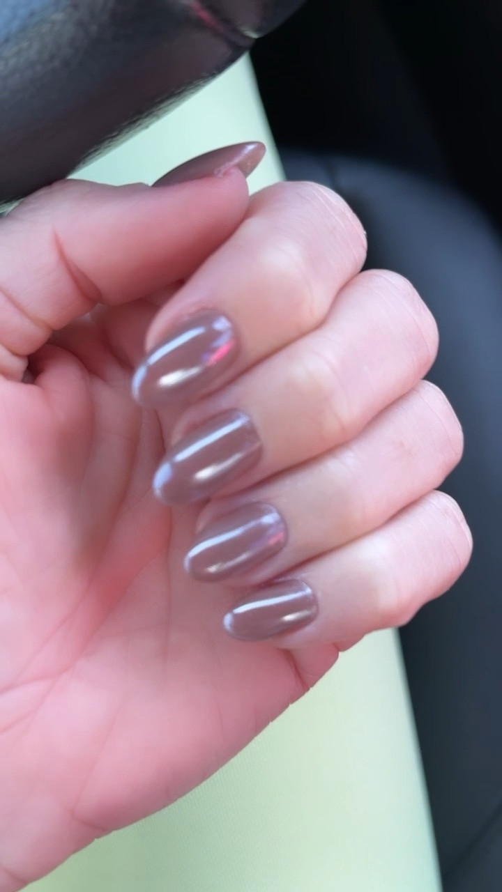 Hailey Bieber Nails
Chocolate glazed donut nails. Exact combo. 

Hailey Bieber nails, Glazed donut nails, chocolate glazed donut nails, chrome nails, winter nails, nail trends, brown nails, neutral nails, almond nails, gel polish, gel color, nail inspo

#LTKHoliday #LTKSeasonal #LTKbeauty