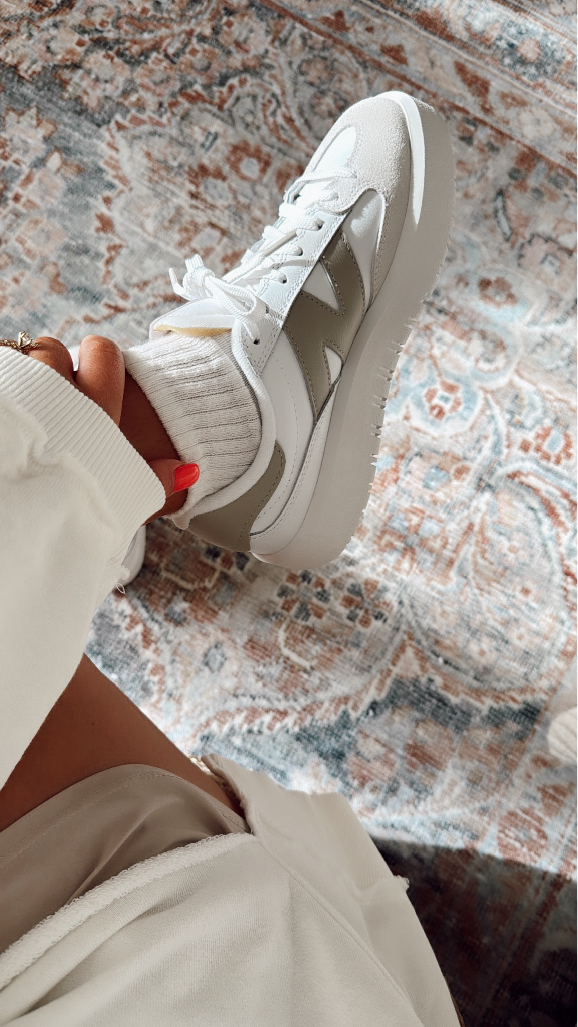 new balance ✨ wearing my true size 8.5

#LTKActive #LTKShoeCrush #LTKStyleTip