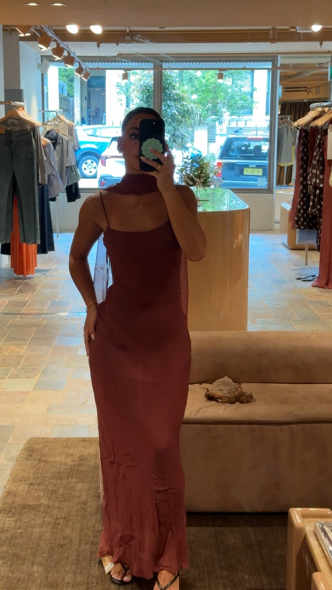 I’m wearing size XS (wanted to see the fit difference between the XS and S in the pattern colourway) 🤎