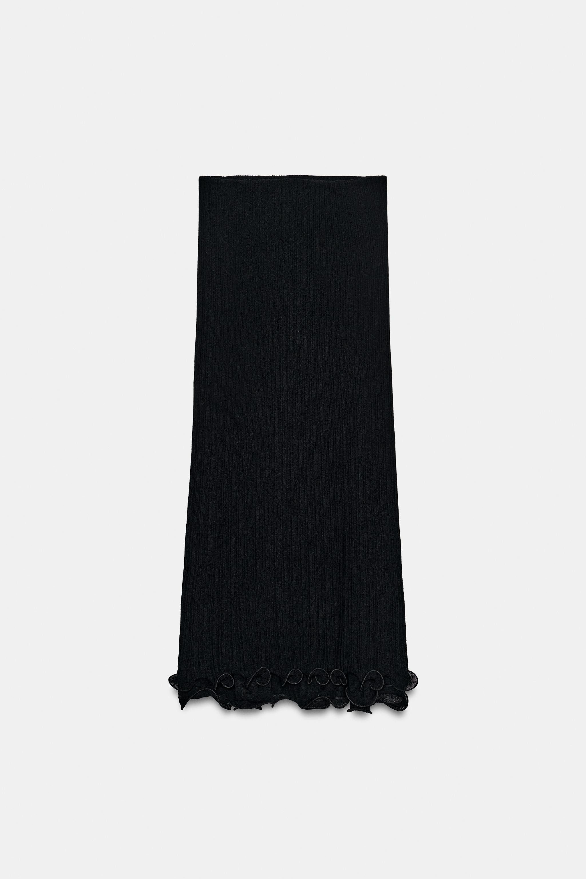 Skirt with an elastic waistband. Double-layered fabric and a wavy hem. | Zara US