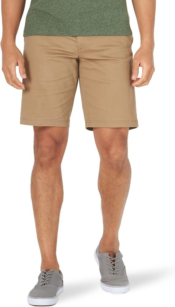 Lee Men's Extreme Motion Flat Front Short | Amazon (US)