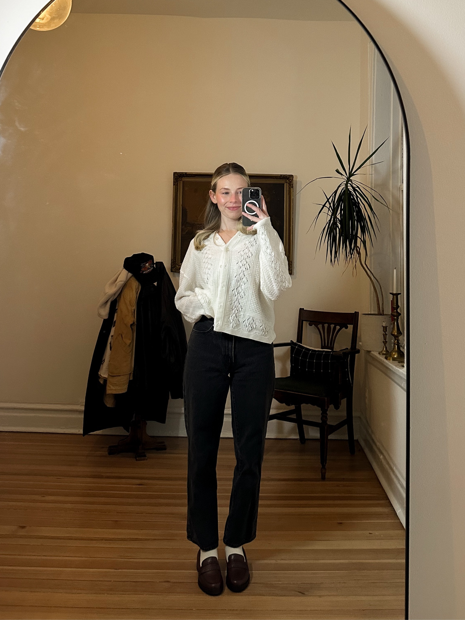 casual style, simple outfit, neutral outfit, neutral style, cardigan, black jeans, levi's, loafers 

#LTKGiftGuide #LTKFindsUnder100 #LTKHoliday