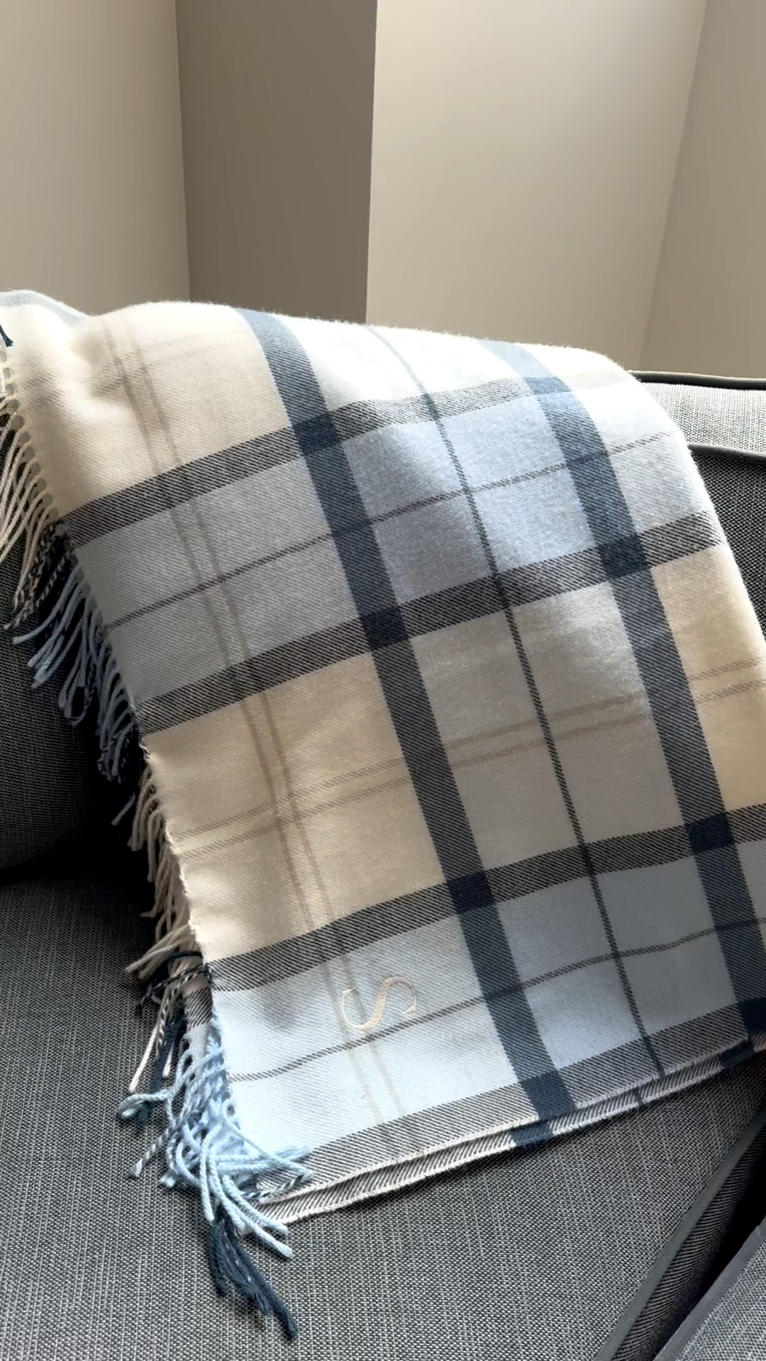 🩵These are great throw blankets that you can personalize! They come in a variety of colors and patterns.
🩵 Perfect as a housewarming gift, bridal shower, or anytime you want to give a personalized gift someone will enjoy.
🩵 These are not heavyweight so are perfect to drape over yourself while watching TV when you don’t want to be super warm, but want to feel cozy. ￼

#LTKHome