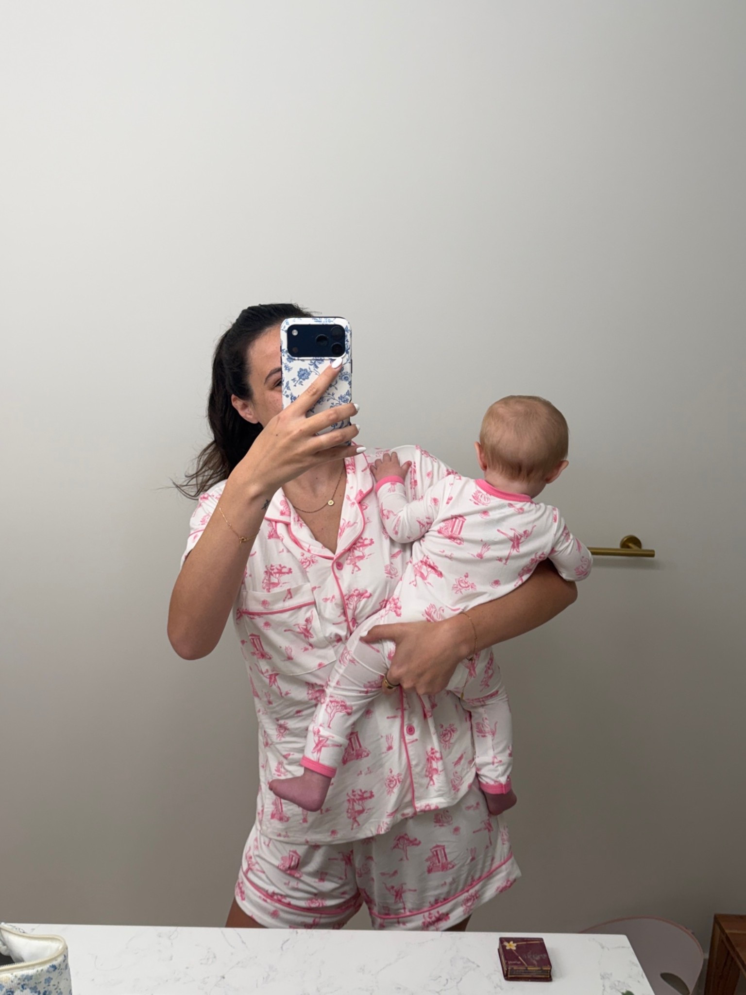 Matching mommy & me pjs

#LTKmomlife