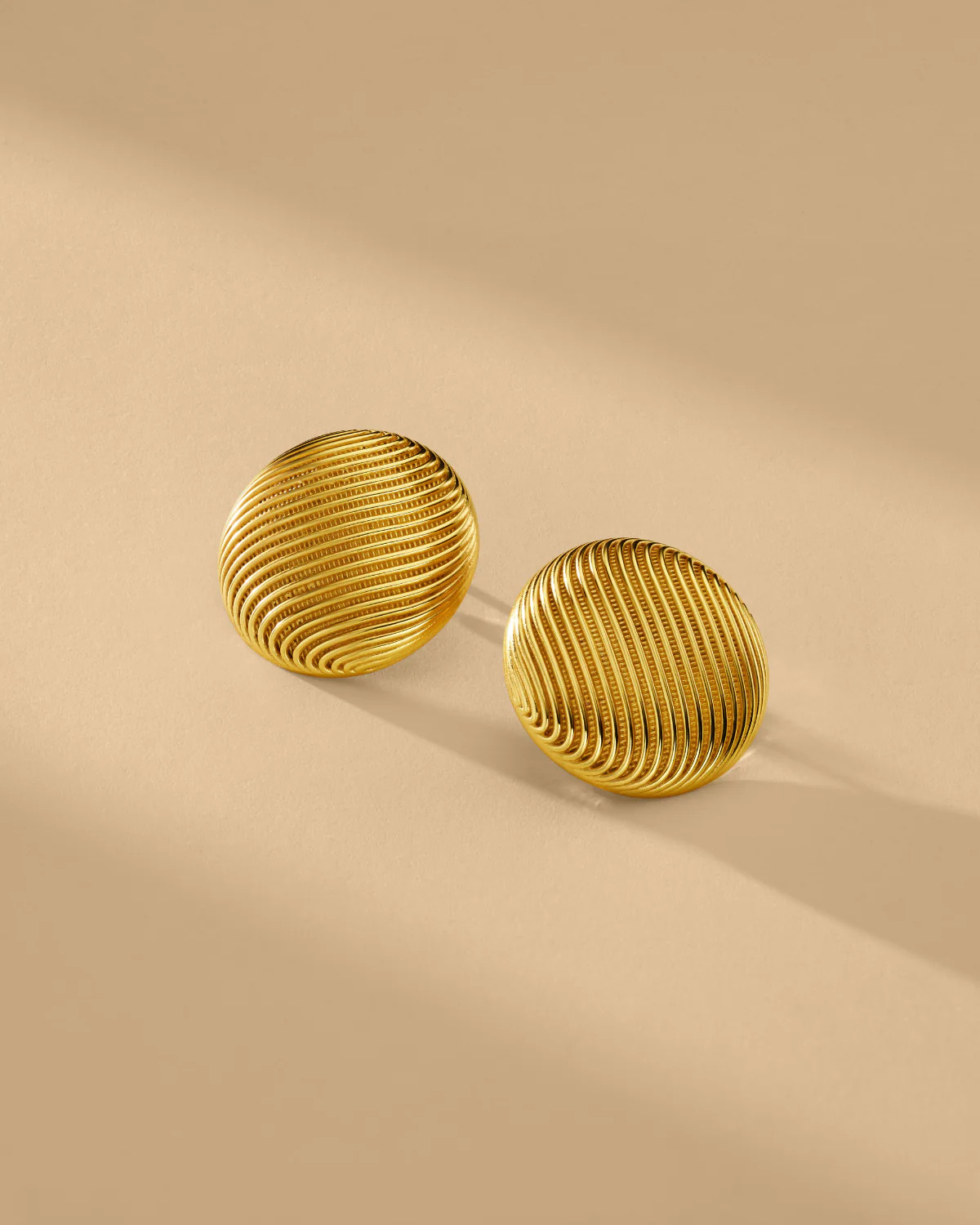 Reine | Aureum Collective