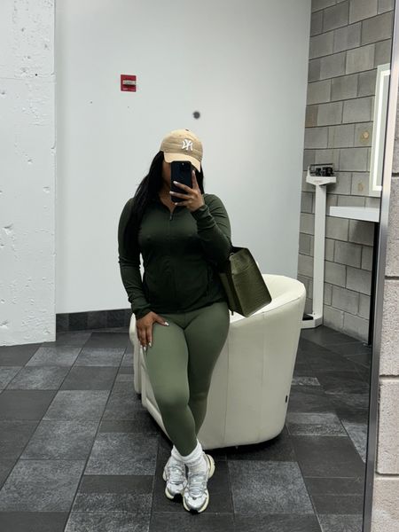 Different shades of green, my type of gym fit  

#LTKstyletip #LTKxTarget #LTKfitness