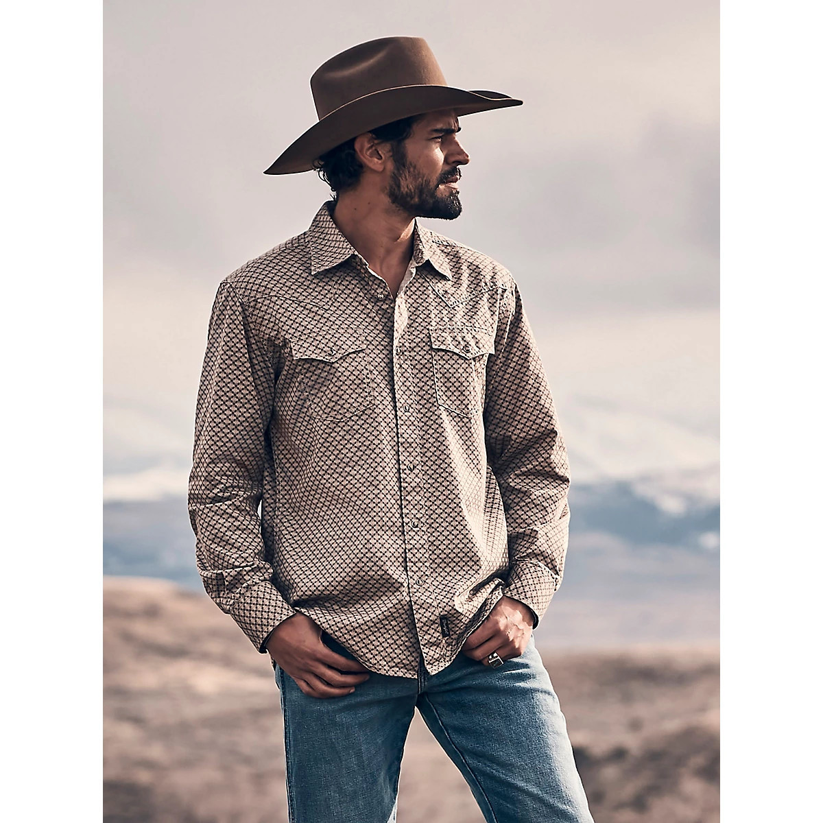 Men's Wrangler® Retro® Premium Long Sleeve Western Snap Printed Shirt in Scale Brown | Wrangler