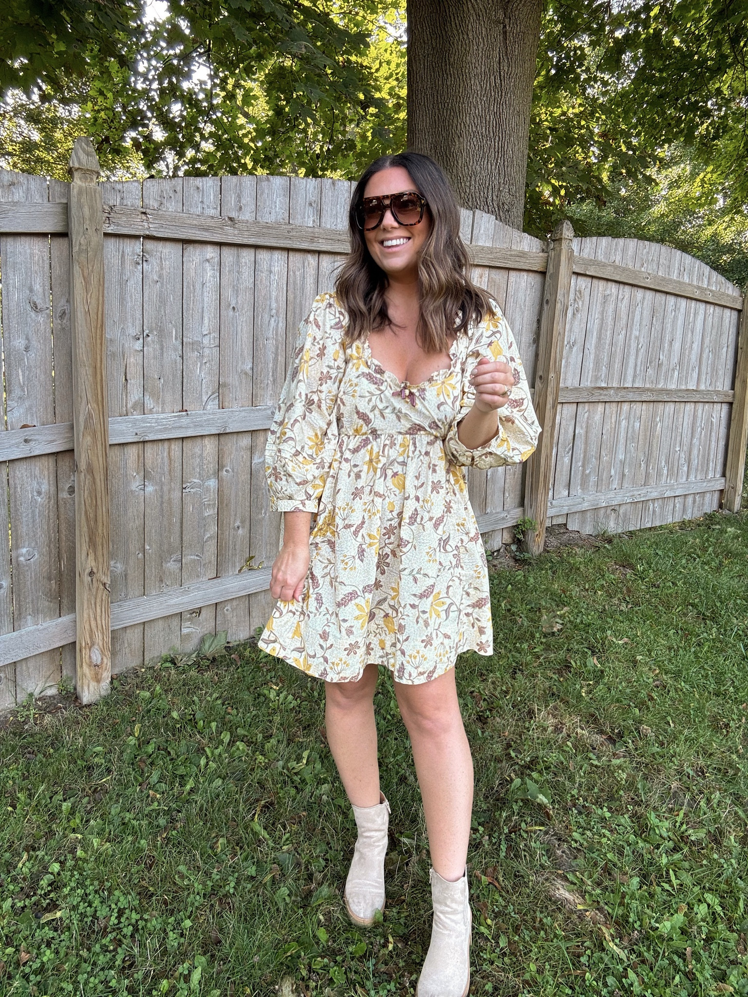 a little in-between seasons transitional outfit inspo for this fridayyy 👏🏻 for those early fall days that are still warm out 🍂🤎

shop this look through my @shop.ltk

.
.
.

#fallfridays #fallstyle #whenyouwearfp #freepeoplestyle #targetstyle #amazonfashion #fallvibes #earlyfall #septemberstyle #mystyle #whatiwore #shopmylook #helloweekend #nyblogger #nyfw #newenglandblogger #ltk #teamltk 

#LTKSeasonal #LTKStyleTip #LTKNYFW