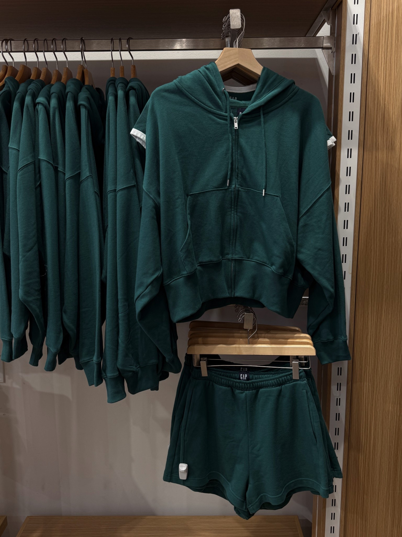 Nothing beats a good matching set for an easy mom outfit — Gap has the best quality sweatshirts too! This green was so pretty in person. 

#LTKStyleTip #LTKSaleAlert