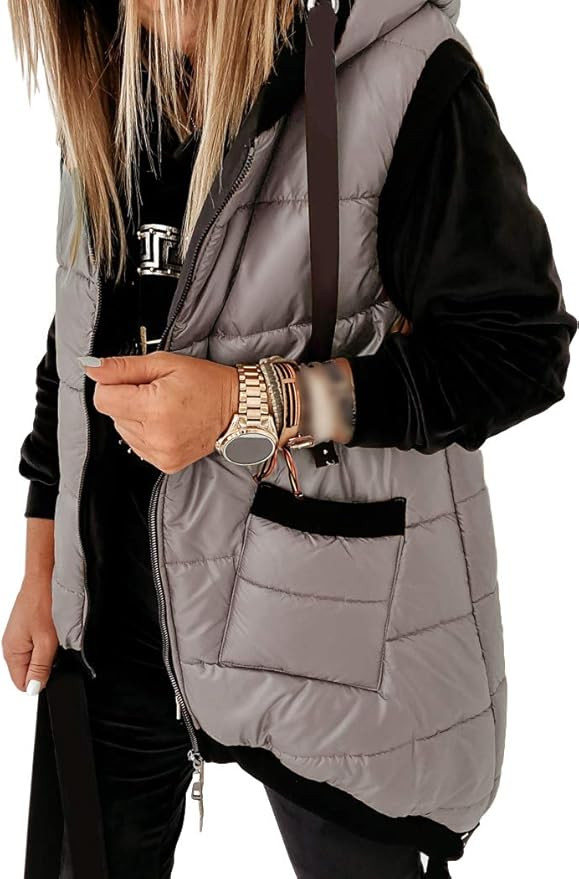 Womens Quilted Puffer Vest Hooded Lightweight Sleeveless Padded Zip Gilet Jackets Outwear with Po... | Amazon (US)