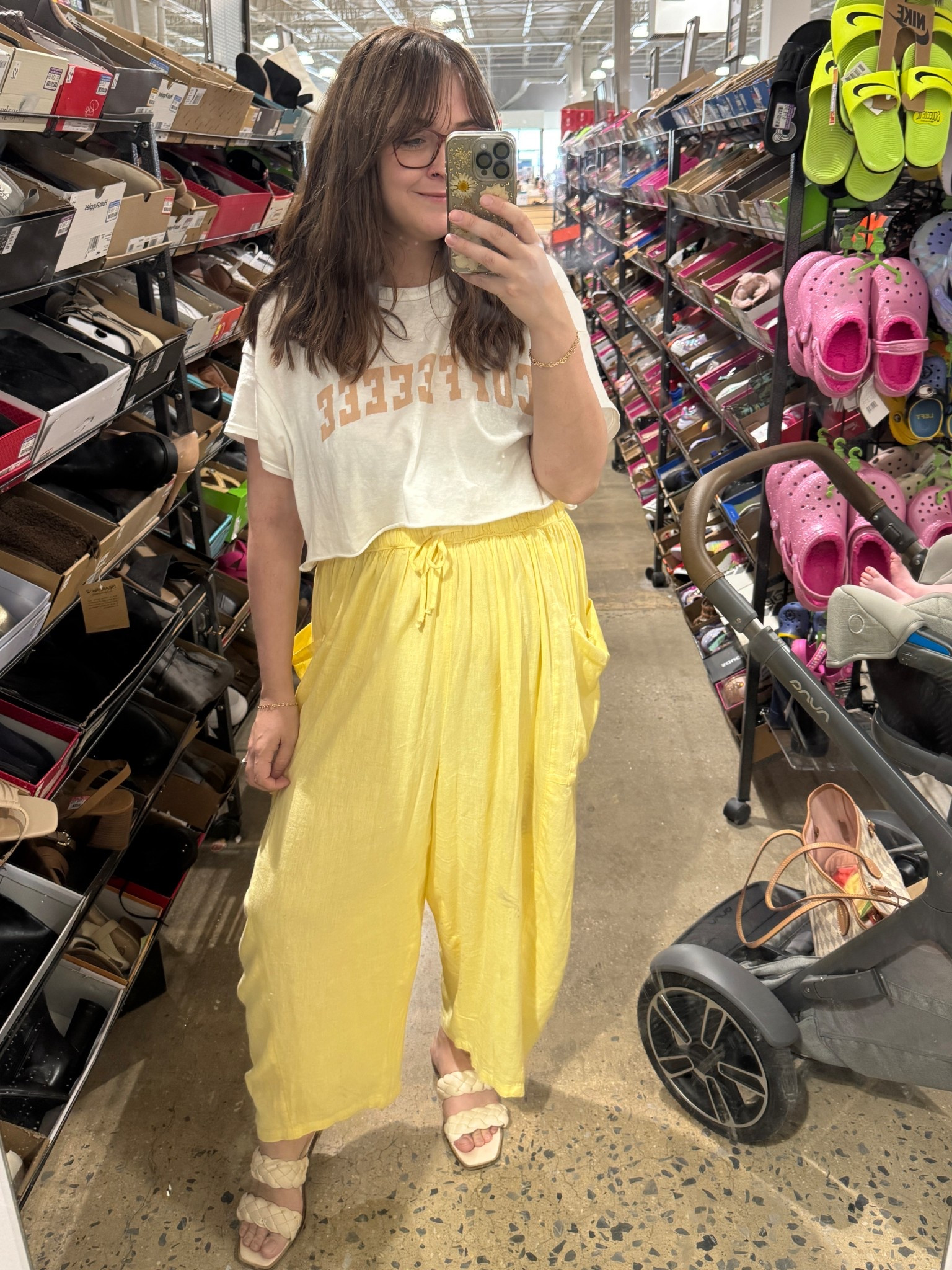 My favorite soft pants for spring and summer! The perfect mom outfit.

Wearing a medium in top and wide leg pants!

Free people, mom style, mom outfit, wide leg pants, barrel leg pants

#LTKSeasonal #LTKMidsize #LTKSaleAlert