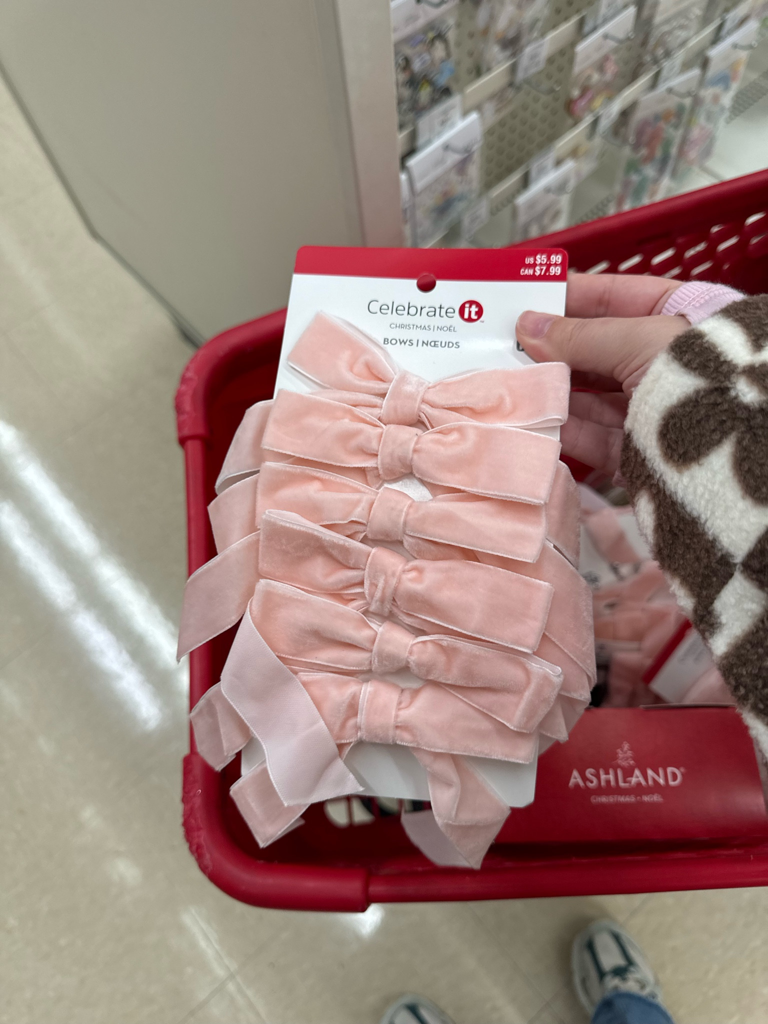 Viral Velvet Bows for Holiday Decor

#LTKHoliday #LTKSeasonal #LTKGiftGuide