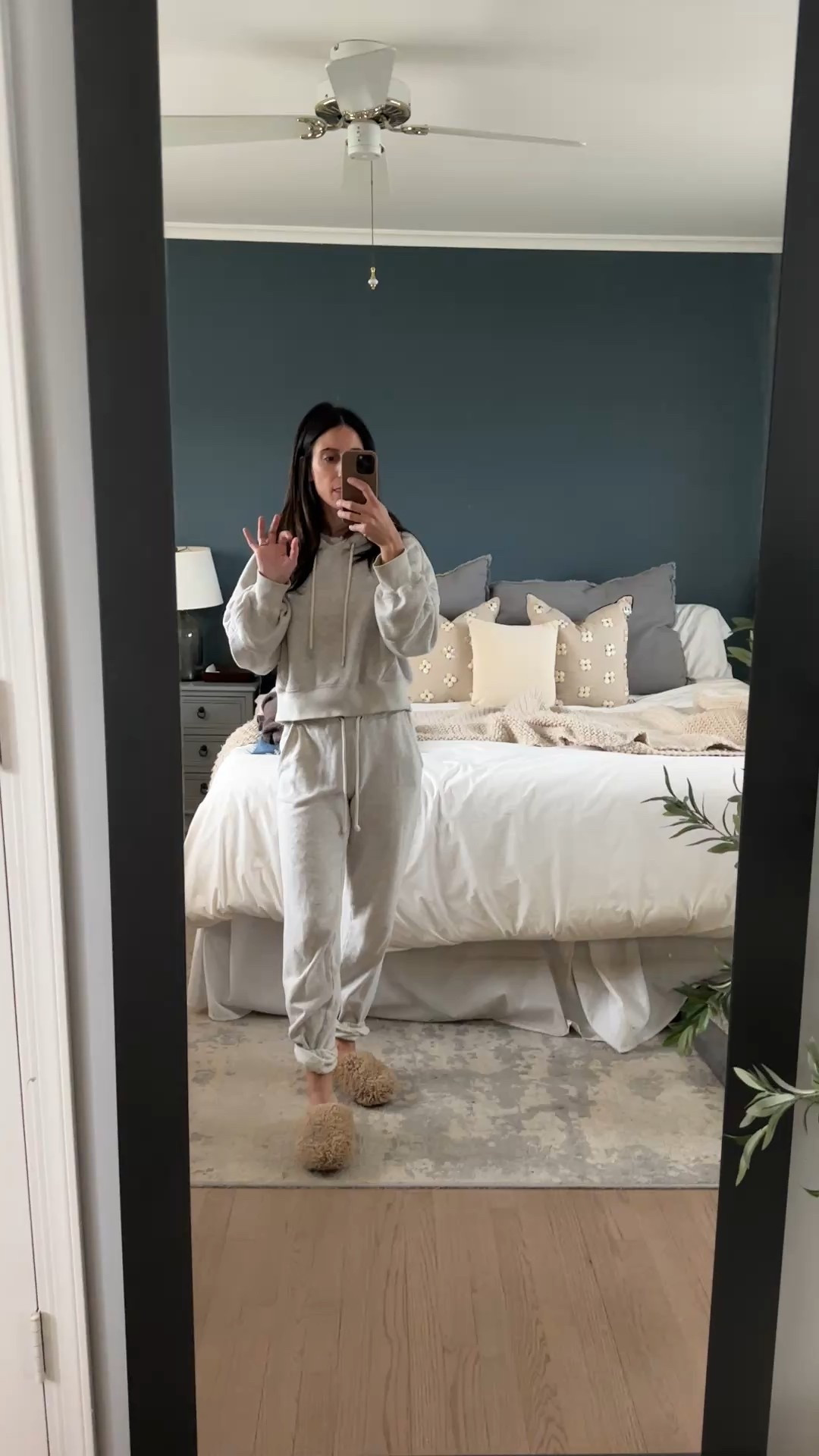 Abercrombie Sunday sweatpants and sweatshirt set! I’ve had these for over 5 years and still wear them weekly. Grab some on sale now!

Cyber sale, Abercrombie code, Abercrombie cyber sale, Abercrombie Black Friday sale, lounge set 

#LTKFindsUnder50 #LTKSaleAlert #LTKCyberWeek