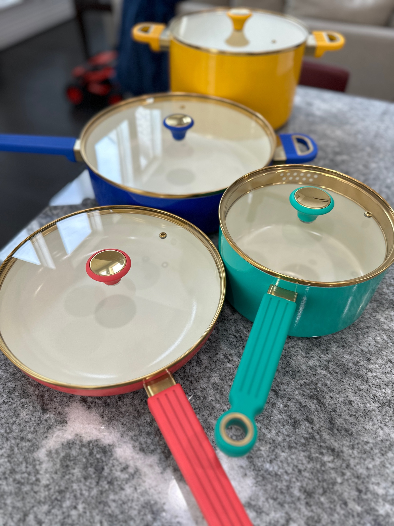 New Tabitha Brown 8pc Aluminum Ceramic Cookware Set for Target. #TabithaBrown #Cookware #Homecook #Foodie #Pots

#LTKHome