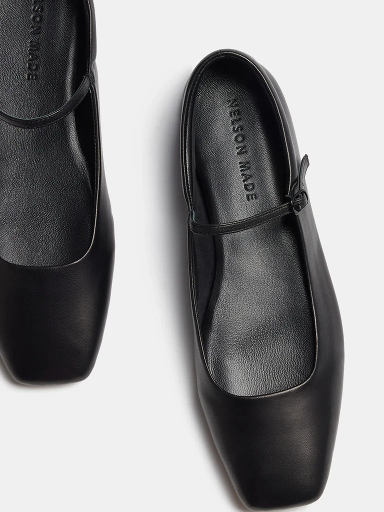 Phoebe Flat by Nelson Made | The UNDONE