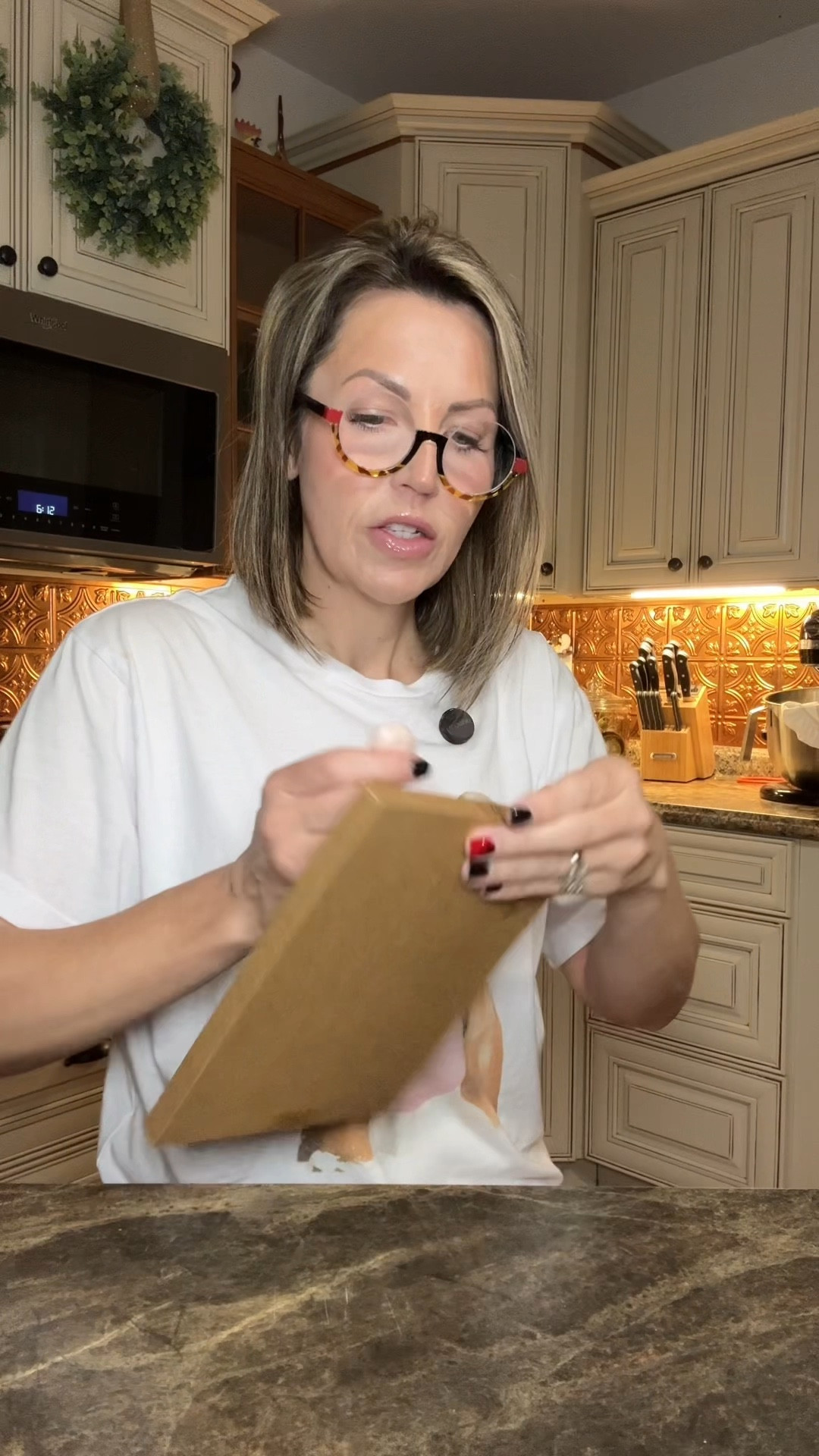 This HSIA Enchante Unlined Floral Lace Bra is unreal in comfort and support 🖤
If you love breathable, no-padding bras that still offer great lift and shape—this one is it.

✔️ Full coverage & supportive
✔️ Lightweight & unlined
✔️ Beautiful floral lace
✔️ Great for everyday wear & larger busts

Perfect for layering under tees or pairing with cozy loungewear. Linked it in my “Everyday Essentials” and “Comfortable Lingerie” collections 💫

#LTKLingerie #UnlinedBraStyle #FloralLaceBra 

#LTKFindsUnder50