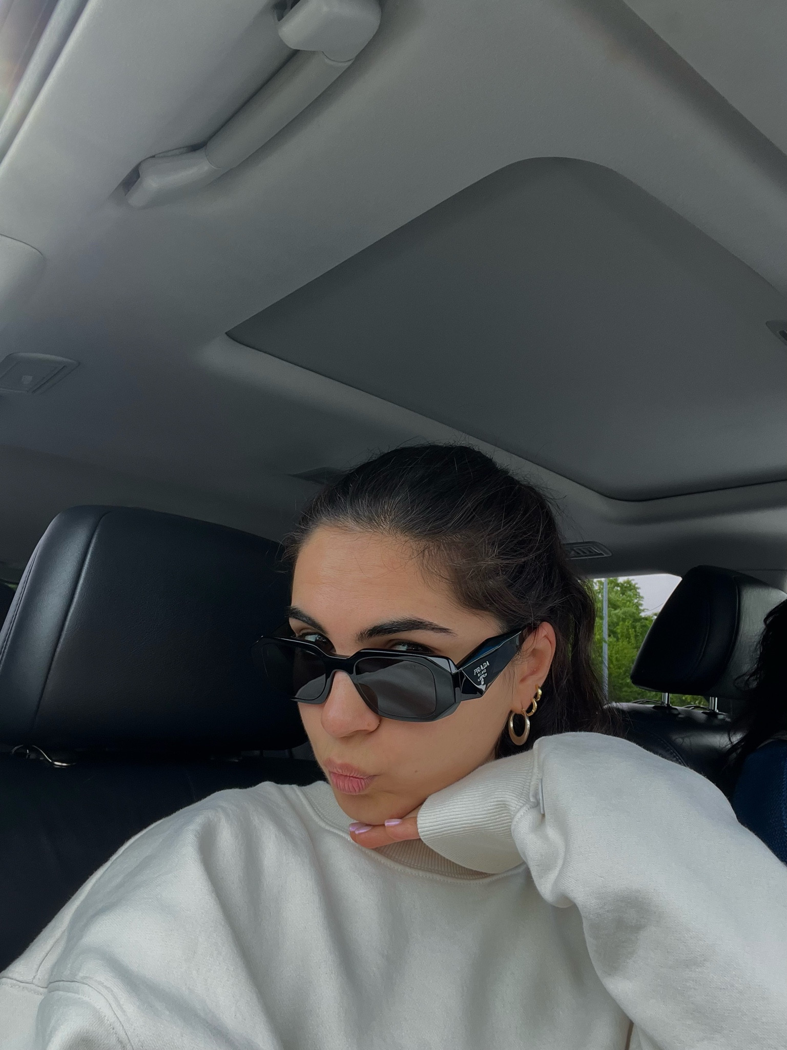 the ONLY sunglasses i wear!!!! 