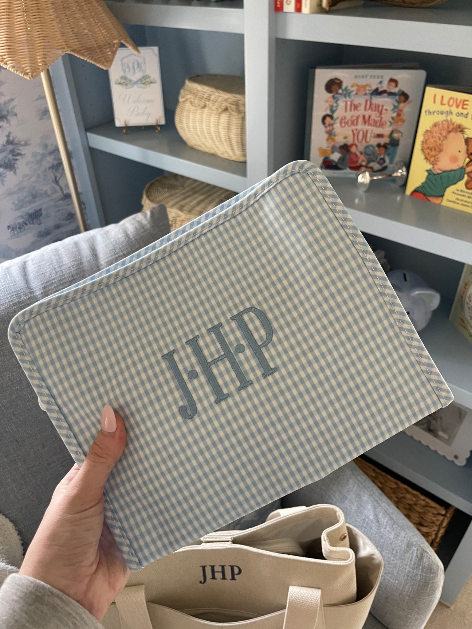 The cutest pouch for your diaper bag! 

#LTKBaby