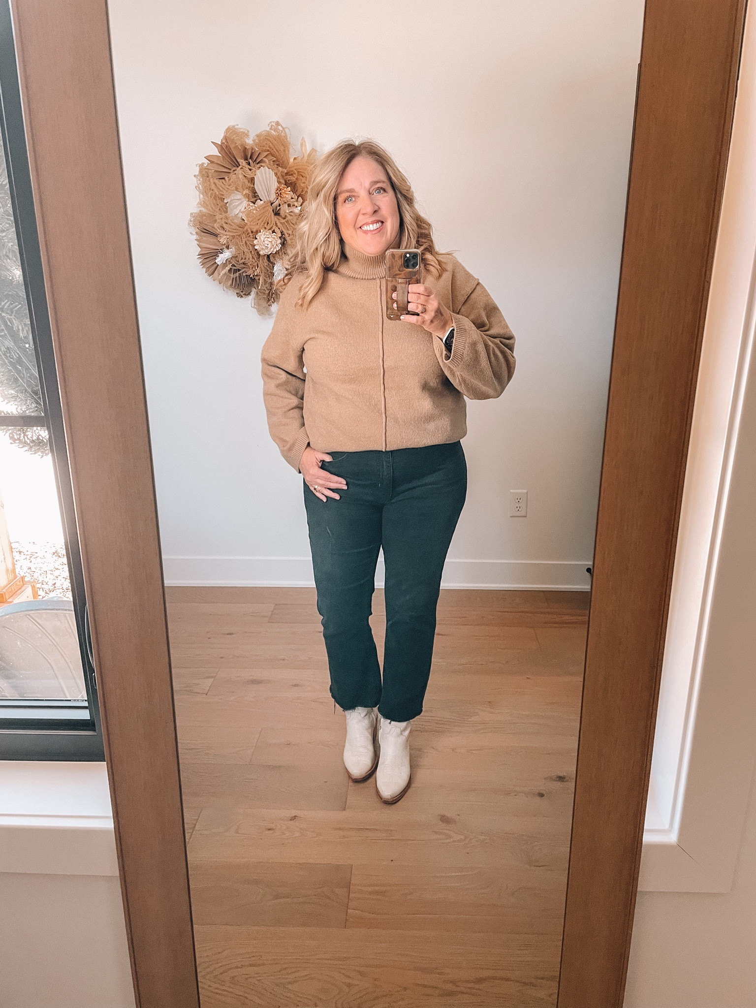 OOTD 50+
Neutral sweater🤍

#LTKSeasonal #LTKootd #LTKMidsize