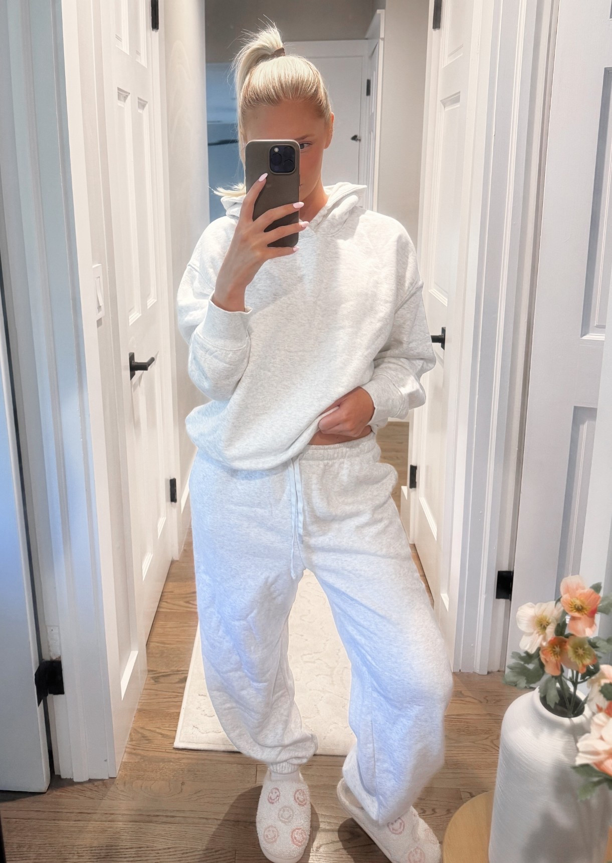 American Eagle everyday luxe jogger (XS) + hoodie (small) 

#LTKFallSale 

#LTKStyleTip #LTKSaleAlert #LTKSeasonal