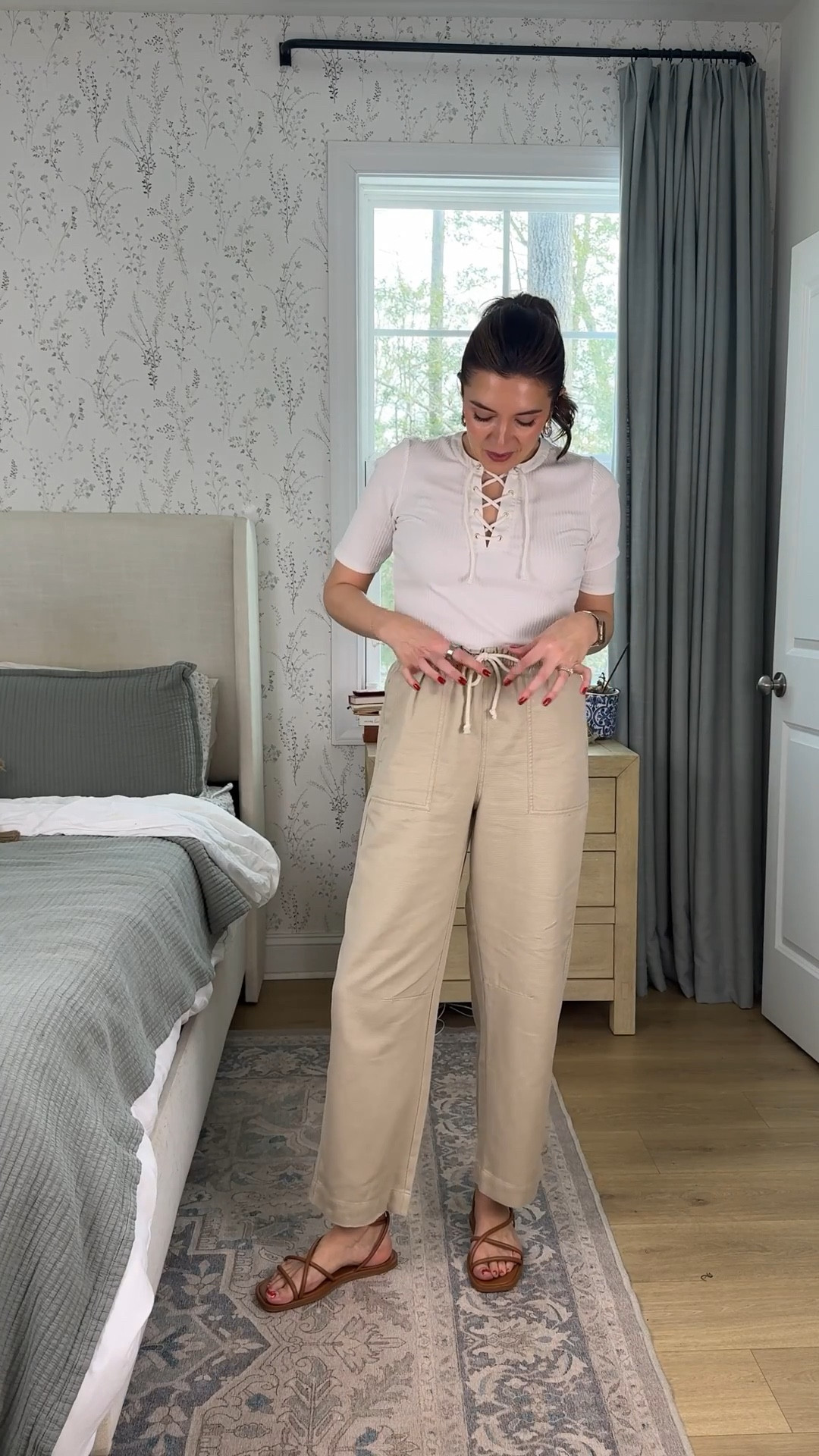 New Old Navy spring arrivals from a 41 year old mom! I’m 5’7” and a typical 2-4 or 26 or small. Wearing a small tall or 2 tall in all pants. Size small in tops! Up to 60% off 

Millennial mom spring outfits from @oldnavy 

#LTKSaleAlert #LTKTall #LTKOver40