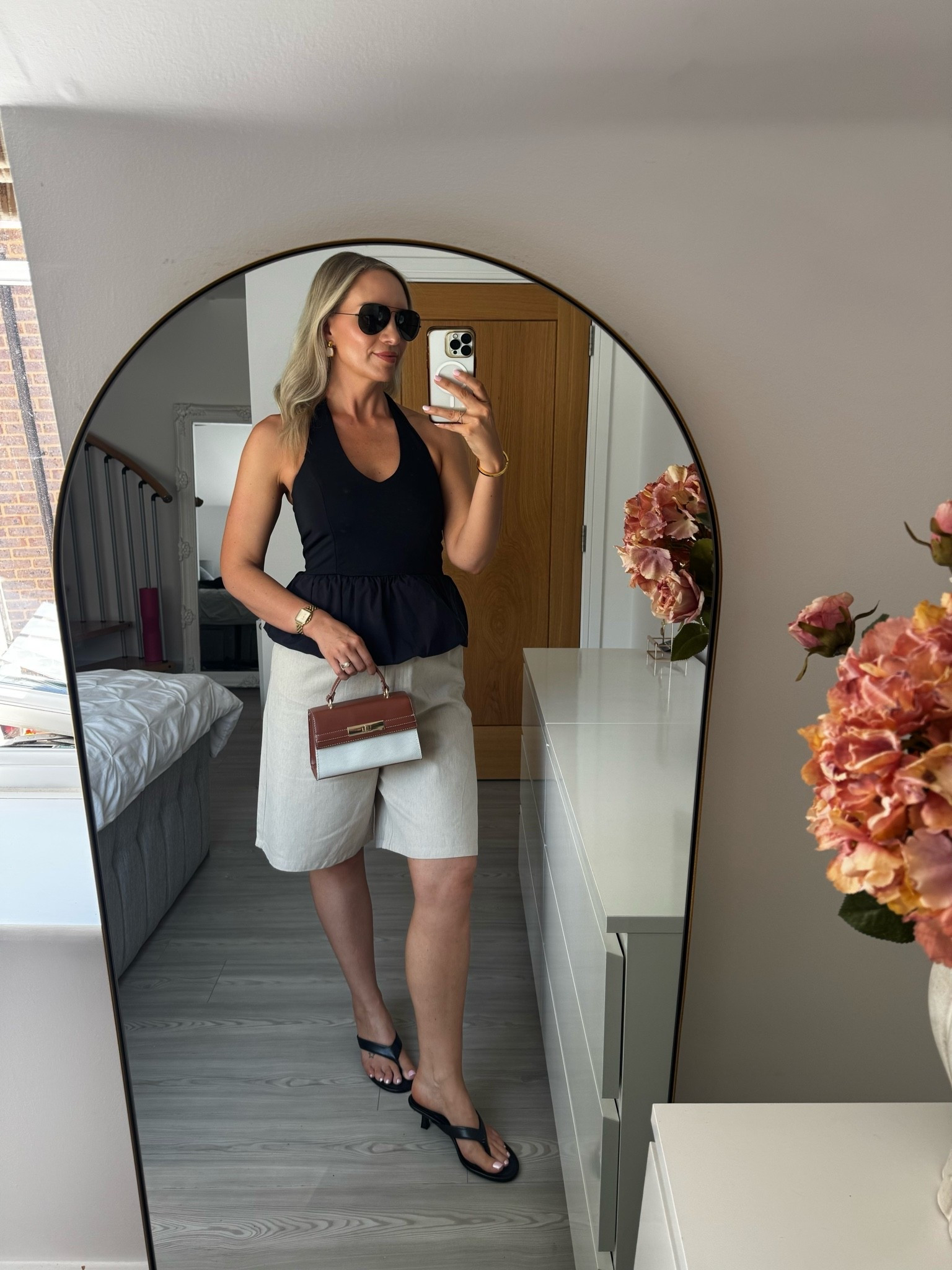 A summer outfit idea for an hourglass girl 🫶🏼

#LTKsummer #LTKstyletip #LTKbag