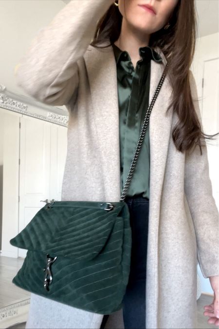 Green shirt outfit for fall 💚☕️

Fall outfit, green collar shirt, green bag, green handbag, outfit with green, beige coat, green collar shirt outfit, winter outfit, work outfit 

#LTKSeasonal #LTKworkwear #LTKstyletip