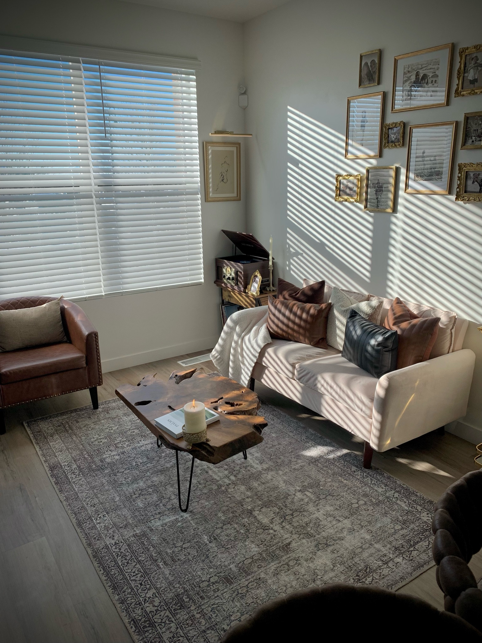 Traditional & Victorian inspired formal living room 

#LTKstyletip #LTKfamily #LTKhome