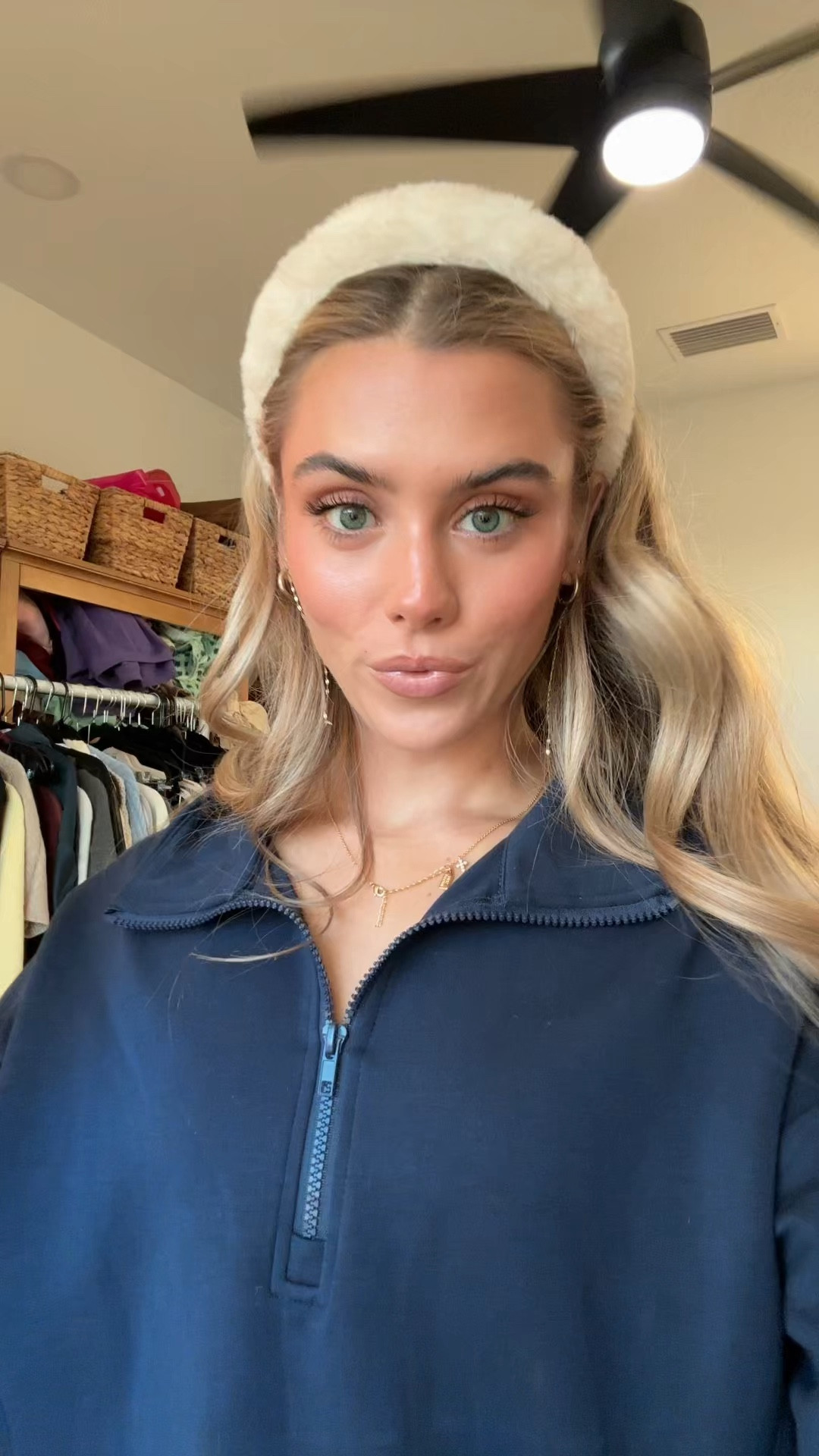 Afterglow evokes the spark and exhilarating rush of a first connection. Bursts of citrus and apricot awaken the senses, ambrette and lavender milk soften the moment, and warm cashmere woods leave a magnetic, lingering glow.

#LTKgrwm #LTKFindsUnder100 #LTKBeauty