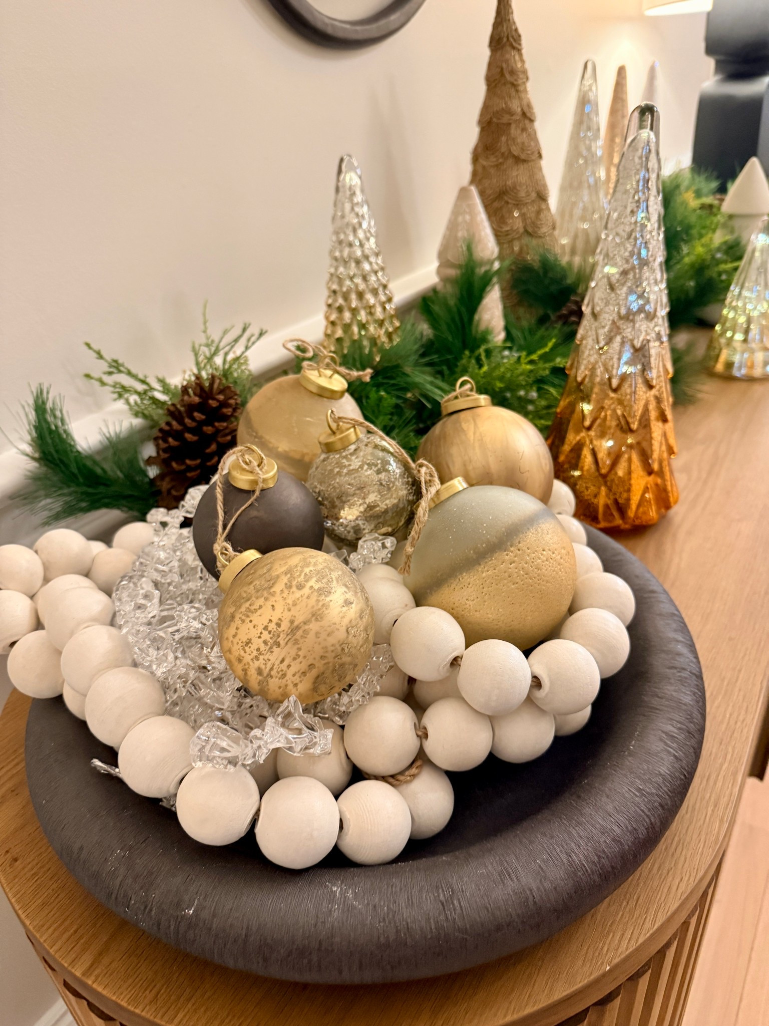 Christmas ornaments arrangement ✨

#LTKHome #LTKHoliday #LTKGiftGuide