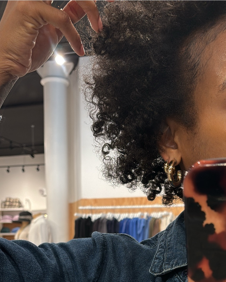 The fro is back and yesterday was my first time using the Camille Rose Twisting butter and I am beyond pleased. 
I’m also loving the spring vibe of my denim tuxedo today. 
#springoutfit #naturalhair

#LTKBeauty #LTKgrwm #LTKselfcare