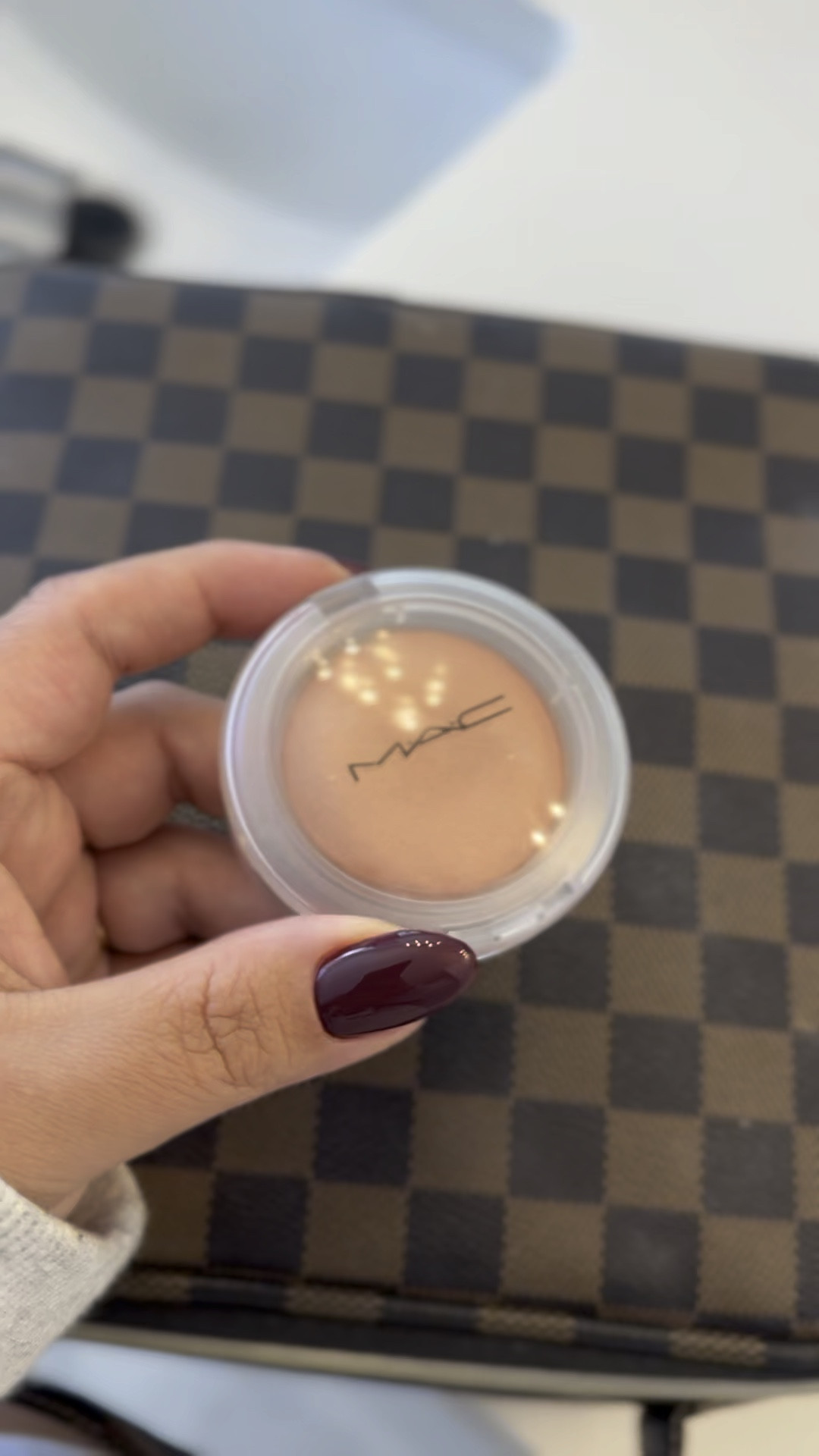 So beautiful on the skin! It’s a mix of a cream and powder consistency! Love the glow it gives! Without it being too much. COLOR: “so natural"

#LTKbeauty