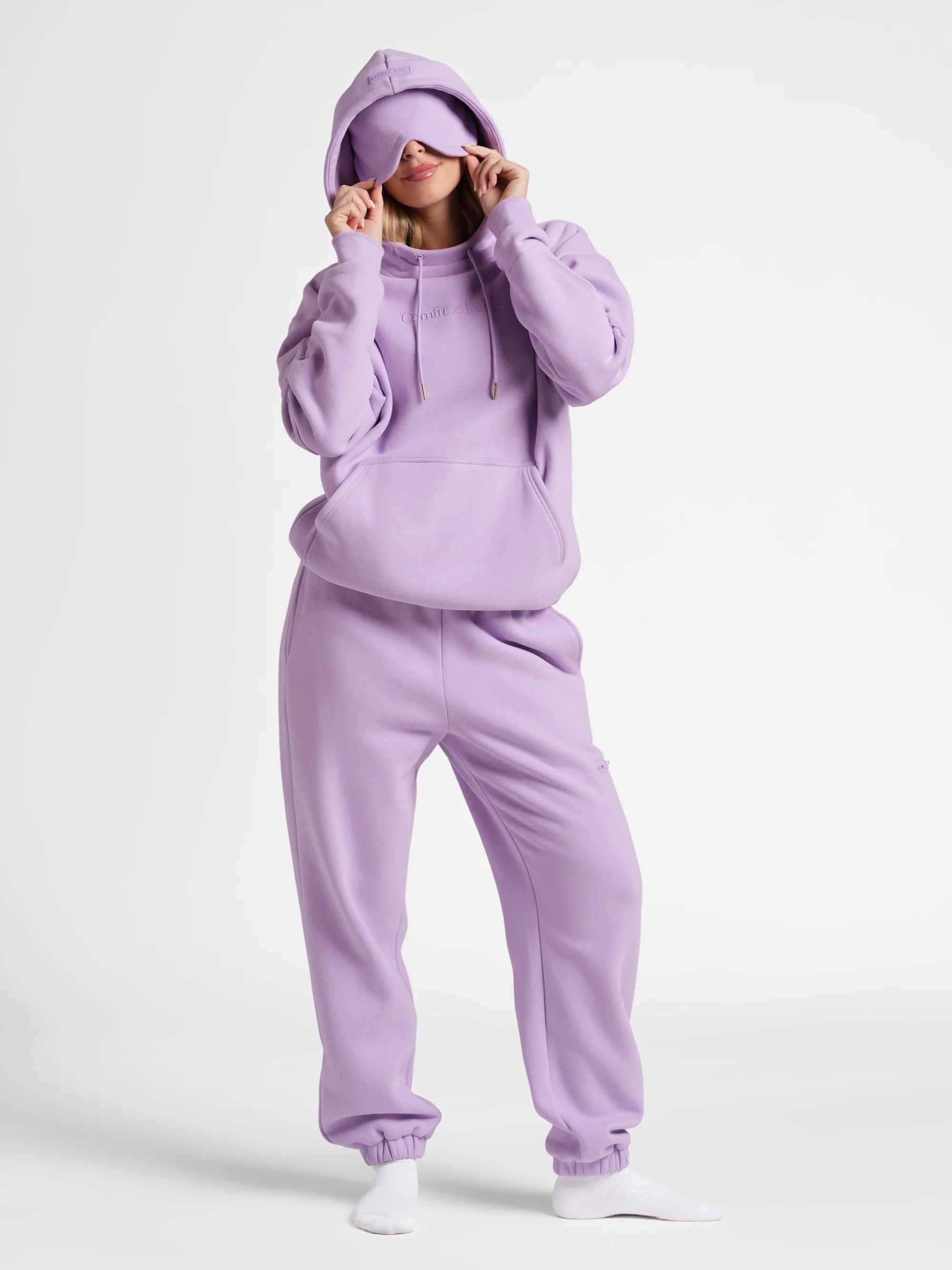 tarte x Comfrt airplane mode travel hoodie | tarte cosmetics (Global)