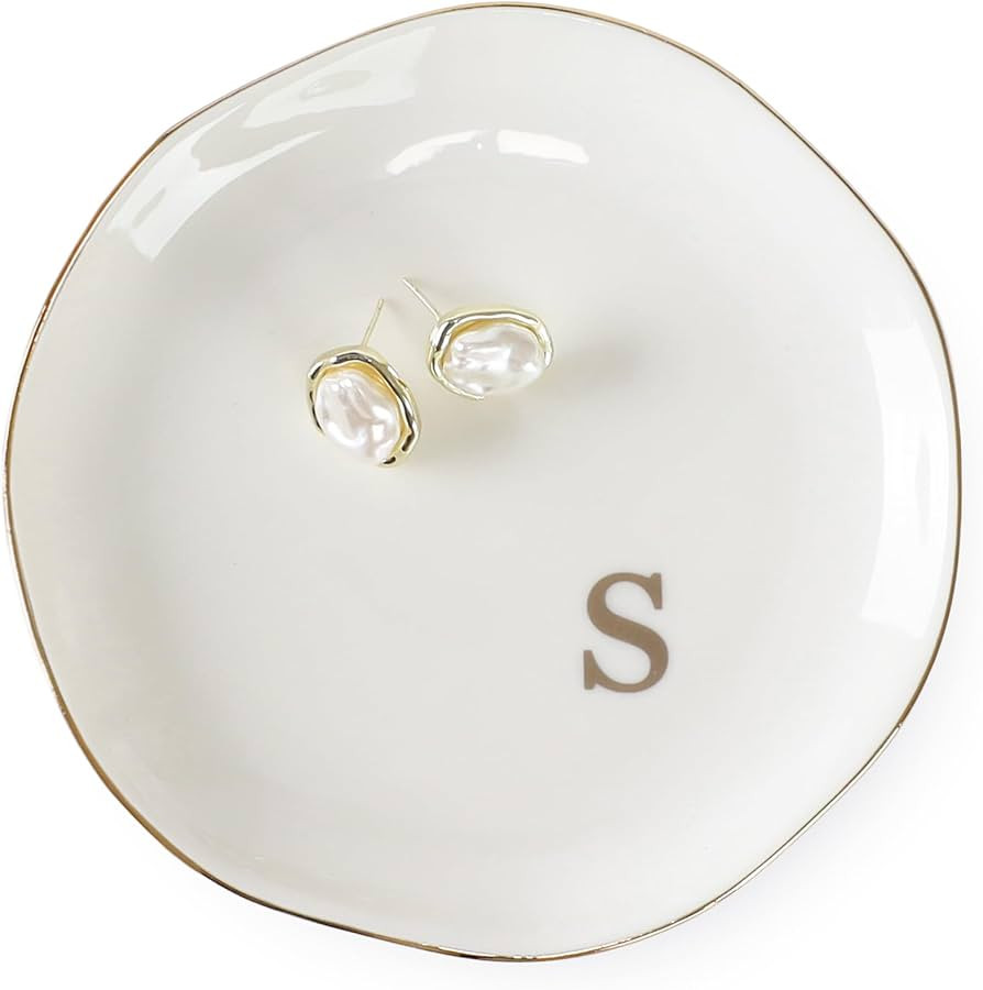 HOME SMILE Initials Ring Dish Jewery Tray with Personalized S-Monogrammed Engagement Wedding Gift... | Amazon (US)