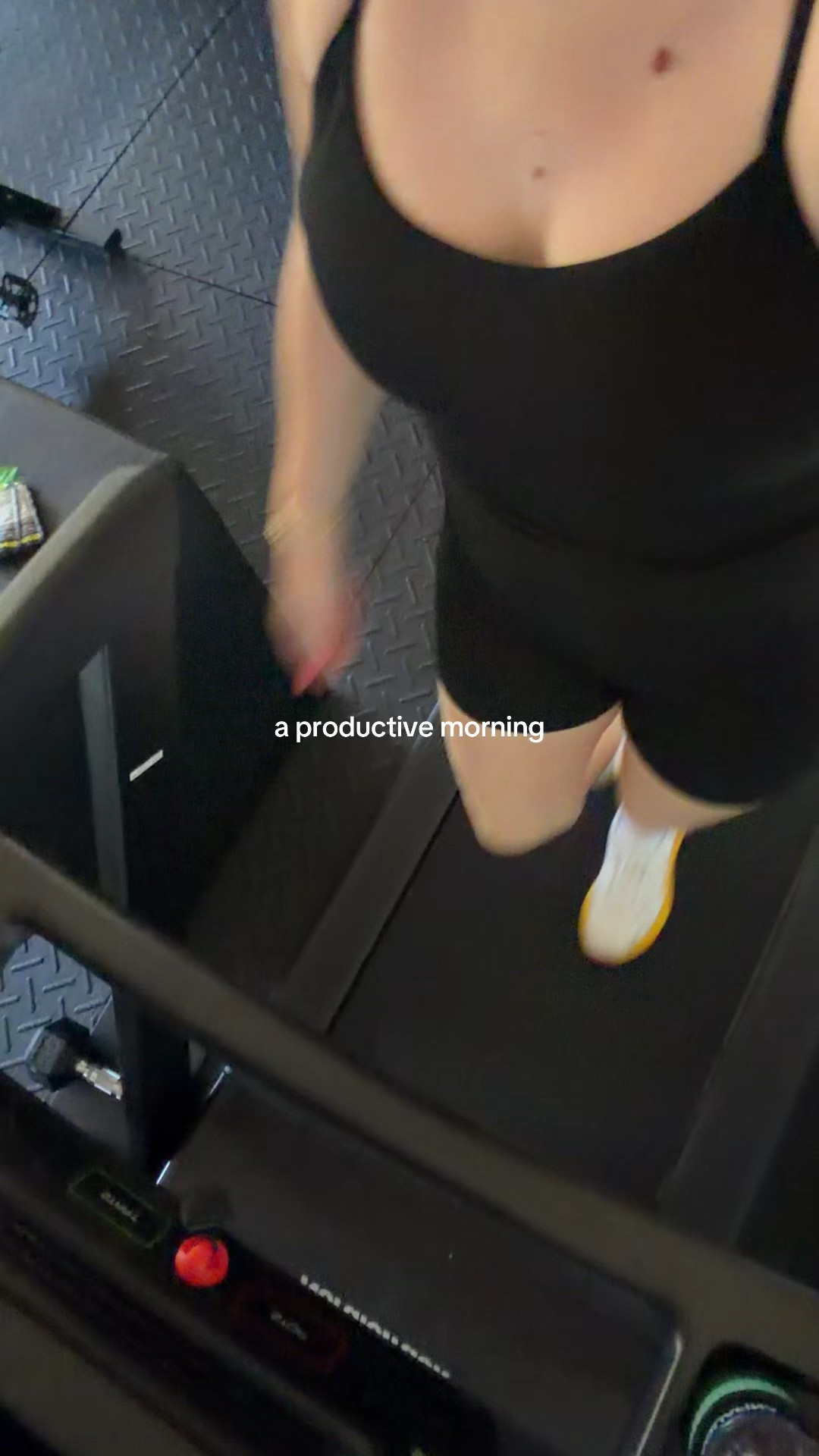 Workout set, hoka, alo socks

#LTKootd #LTKActive