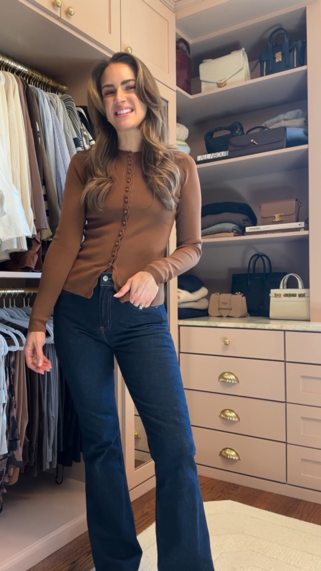 ARITZIA HAUL✨
up to 50% off everything
Sweater - small
Pants - small
Denim shirt - small
Dress - 2
Cardigan - small

#LTKgrwm #LTKootd