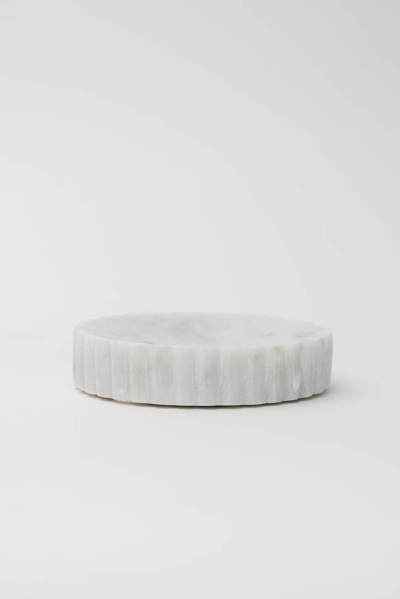 Blossom Scallop Dish - White | THELIFESTYLEDCO