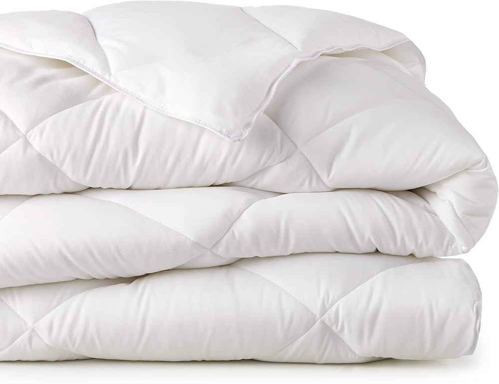 Ahhhhhmazing™ Cozy, Soft & Warm Down Alternative Comforter (Queen (U.S. Standard)) | Amazon (US)